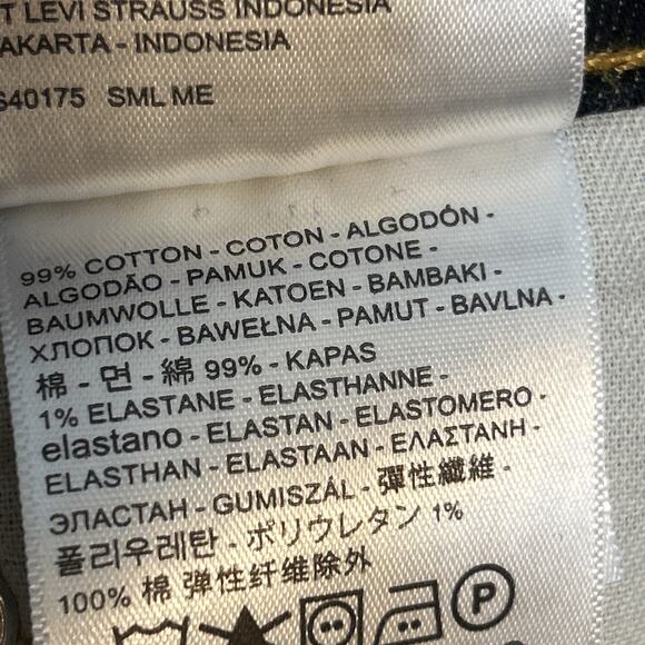 Levi's Mens Athletic Taper Fit Jeans Size 48 Blue Dark Wash Denim Cotton Blend - Picture 8 of 9